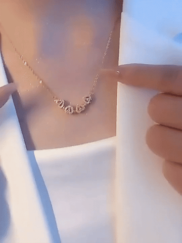 Collar de elegancia y suerte.