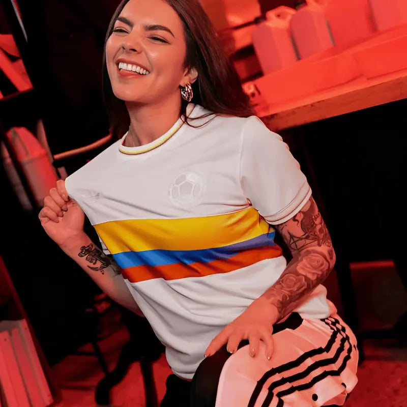 ⚠️ ¡Última oportunidad! ¡Llévate la camiseta oficial del centenario™️ y recibe una GORRA + EBOOK totalmente GRATIS! 🎁